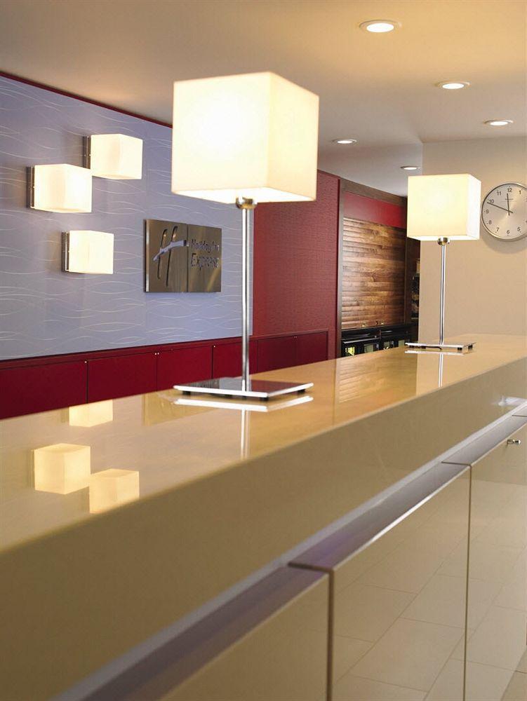 Holiday Inn Express Chengdu West Gate By Ihg Εξωτερικό φωτογραφία